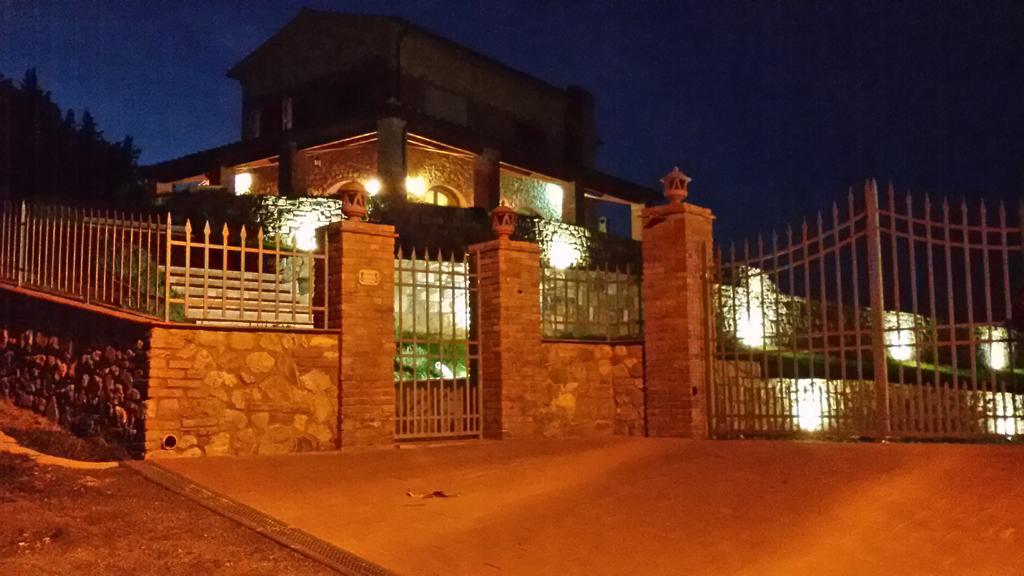 Dimora Degli Angeli Villa Chianni Exterior photo